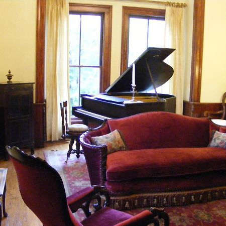 Adair Manor Bed & Breakfast Adairsville Εξωτερικό φωτογραφία