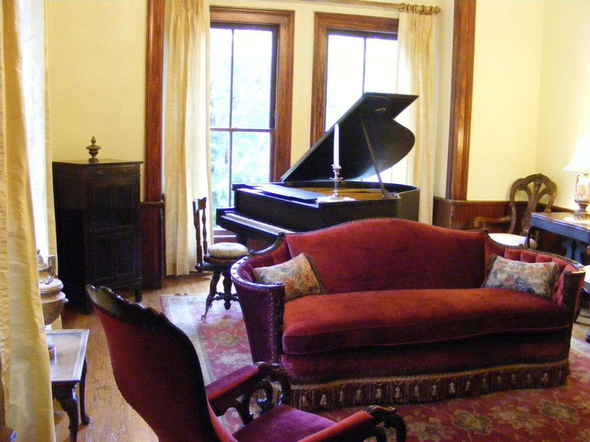 Adair Manor Bed & Breakfast Adairsville Εξωτερικό φωτογραφία